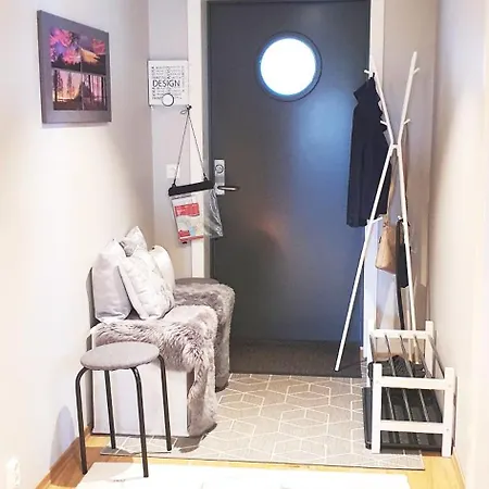 Apartment Entire - Unique Quiet Quality Near The Sea