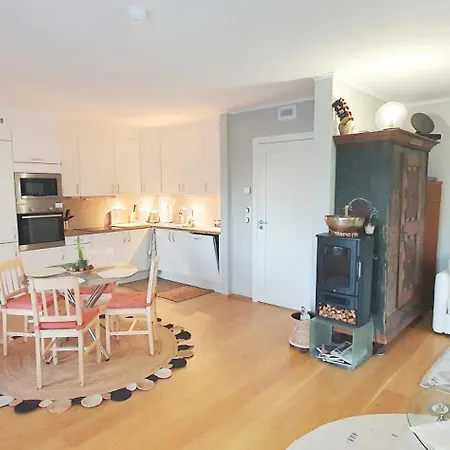 Entire - Unique Quiet Quality Near The Sea Apartment Horten